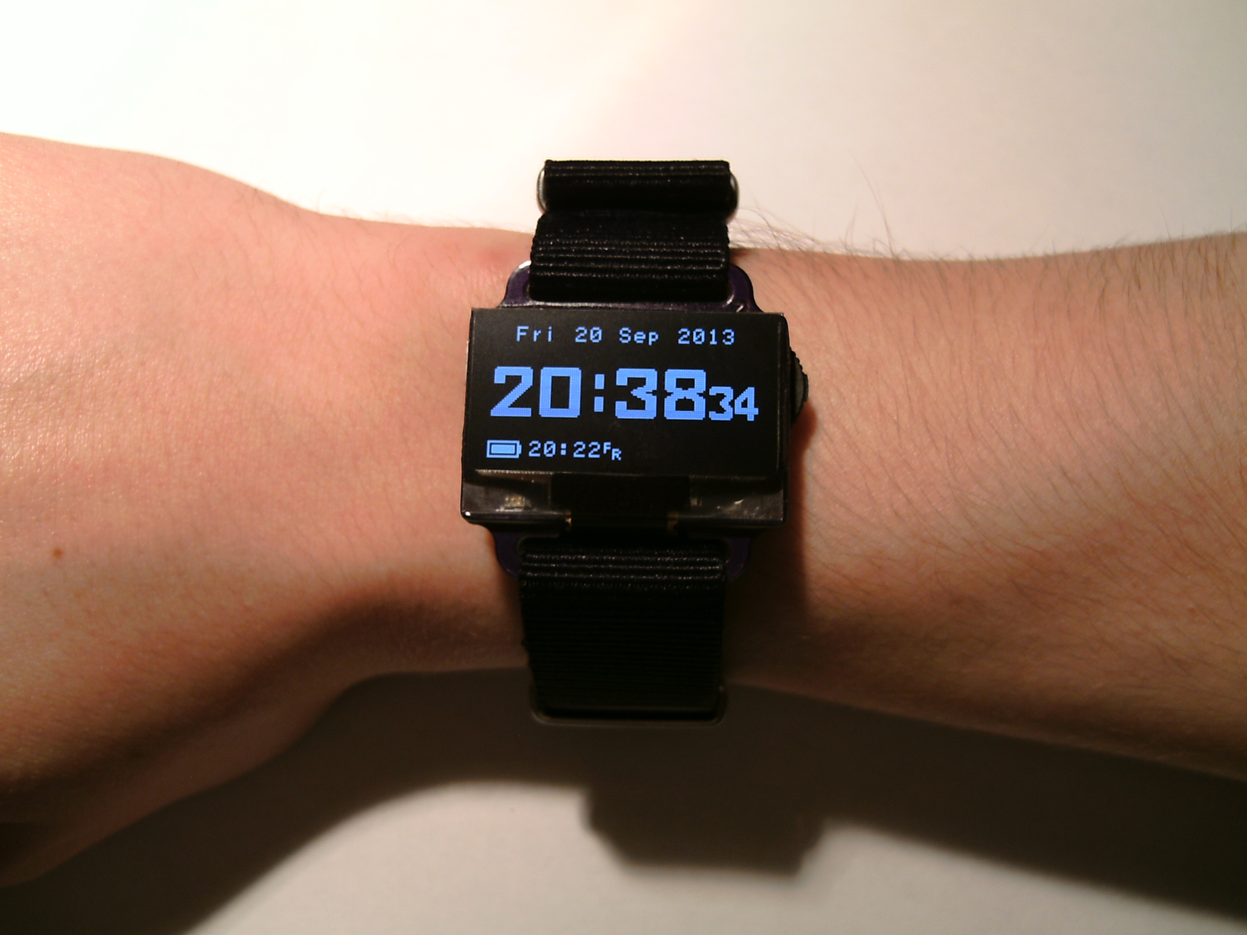 Make Your Own Digital Watch | vlr.eng.br